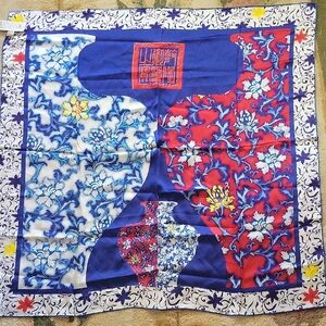 NWT ASIAN STYLE Floral Vase 100% Silk Scarf 105cm X 105cm